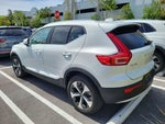 2024 XC40 Thumbnail 3