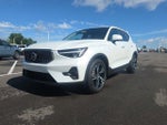 2023 XC40 Thumbnail 2