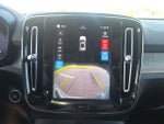 2023 XC40 Thumbnail 32