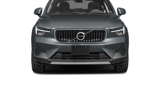 2024 Volvo XC40 B5 Plus Bright Theme