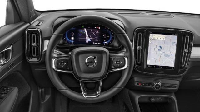 2024 Volvo XC40 B5 Plus Bright Theme