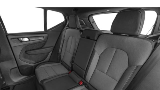 2024 Volvo XC40 B5 Plus Bright Theme