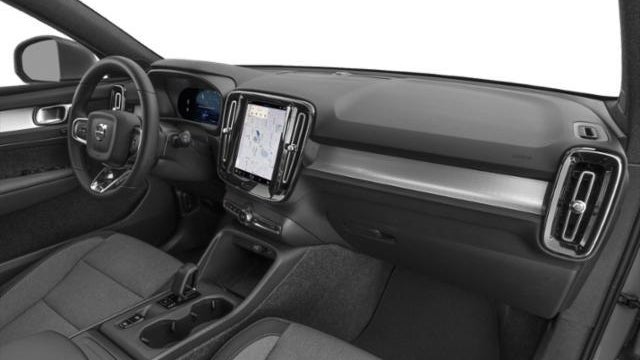 2024 Volvo XC40 B5 Plus Bright Theme