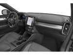 2024 XC40 Thumbnail 15