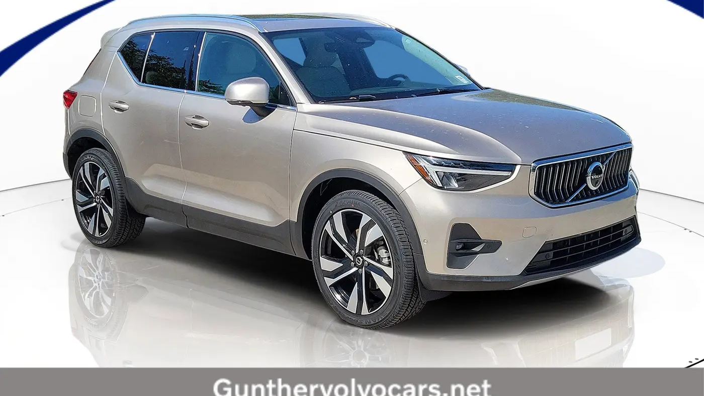 Preowned 2024 Volvo XC40 B5 Plus Bright Theme for Sale