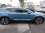2023 XC40 Thumbnail 9