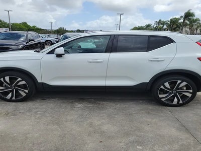 Photo of a 2023 Volvo XC40 AWD B5 Plus Bright Theme 4DR SUV for sale