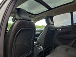 2023 XC40 Thumbnail 4