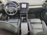 2023 XC40 Thumbnail 5