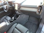 2024 XC40 Thumbnail 35