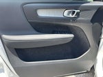 2024 XC40 Thumbnail 12