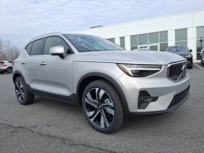 Photo of a 2025 Volvo XC40 AWD B5 Ultra Bright Theme 4DR SUV for sale