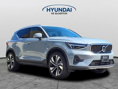 Photo of a 2024 Volvo XC40 AWD B5 Ultimate Bright Theme 4DR SUV for sale