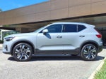 2024 XC40 Thumbnail 2