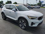 2024 XC40 Thumbnail 3