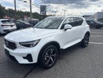 2025 XC40 Thumbnail 3