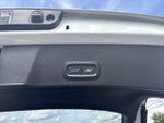 2025 XC40 Thumbnail 16