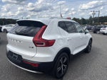 2025 XC40 Thumbnail 17