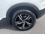 2025 XC40 Thumbnail 21