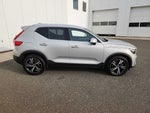 2025 XC40 Thumbnail 6
