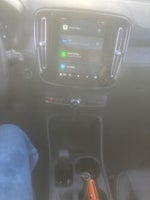 2025 XC40 Thumbnail 5