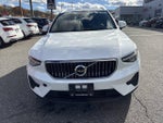 2025 XC40 Thumbnail 2