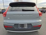 2025 XC40 Thumbnail 5