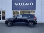 2025 XC40 Thumbnail 4