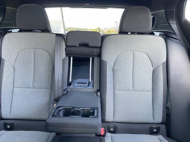 2025 Volvo XC40 - $28,899