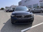 2025 XC40 Thumbnail 2
