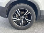 2025 XC40 Thumbnail 31