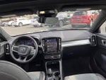 2025 XC40 Thumbnail 14