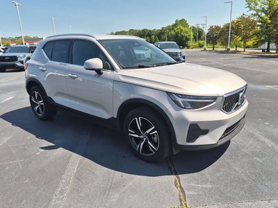 2025 Volvo XC40 AWD B5 Core Bright Theme 4DR SUV