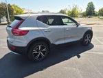 2025 XC40 Thumbnail 4