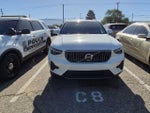 2025 XC40 Thumbnail 2