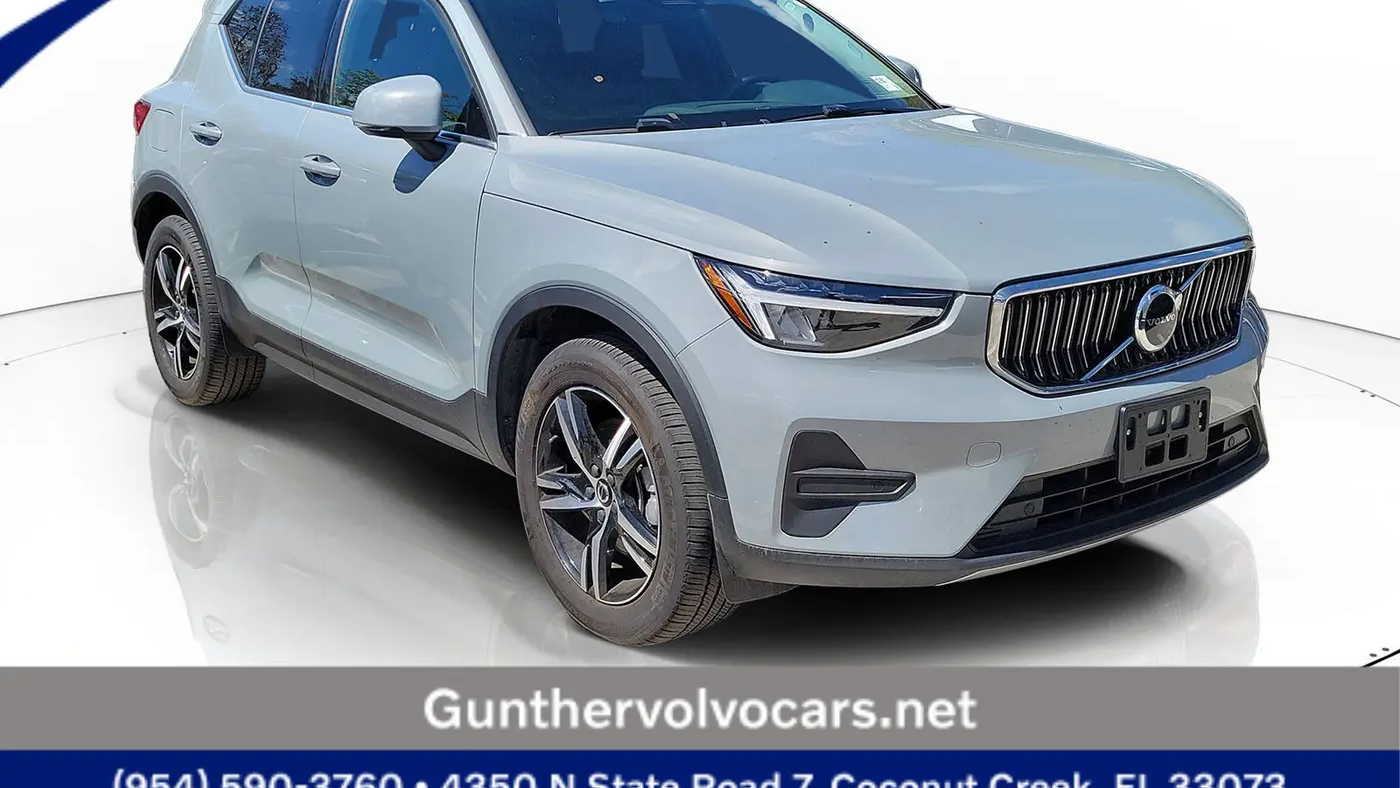 Preowned 2025 Volvo XC40 B5 Core Bright Theme for Sale