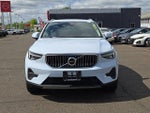 2025 XC40 Thumbnail 2