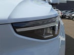 2025 XC40 Thumbnail 9