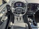 2025 XC40 Thumbnail 11