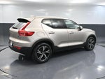 2023 XC40 Thumbnail 6