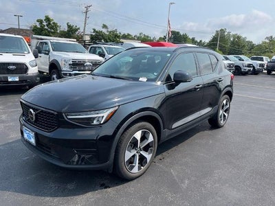2024 Volvo XC40 AWD B5 Core Bright Theme 4DR SUV