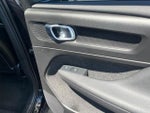 2024 XC40 Thumbnail 12