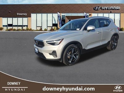 2024 Volvo XC40 AWD B5 Core Dark Theme 4DR SUV