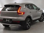 2024 XC40 Thumbnail 1