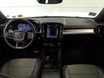2024 XC40 Thumbnail 5