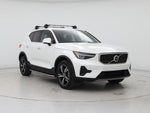 2024 XC40 Thumbnail 1