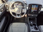 2024 XC40 Thumbnail 6