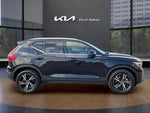 2024 XC40 Thumbnail 5