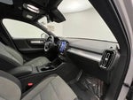 2024 XC40 Thumbnail 25