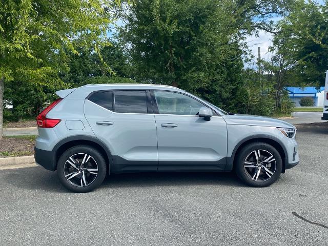 2024 Volvo XC40